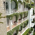 Отель Miramalfi