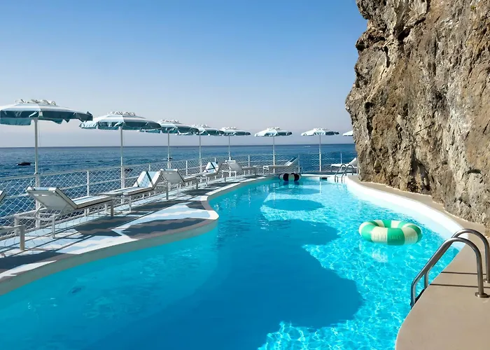 Miramalfi Hotell 5*