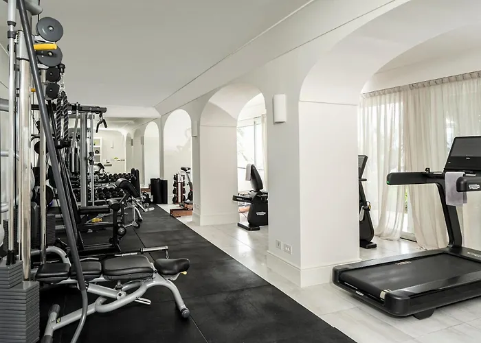 Отель Miramalfi Амальфи