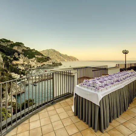 Отель Miramalfi Амальфи