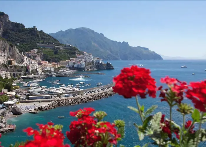 Otel Miramalfi 5*