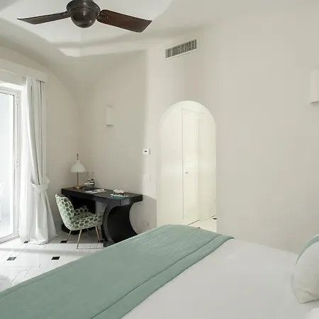 Miramalfi Hotel 5*