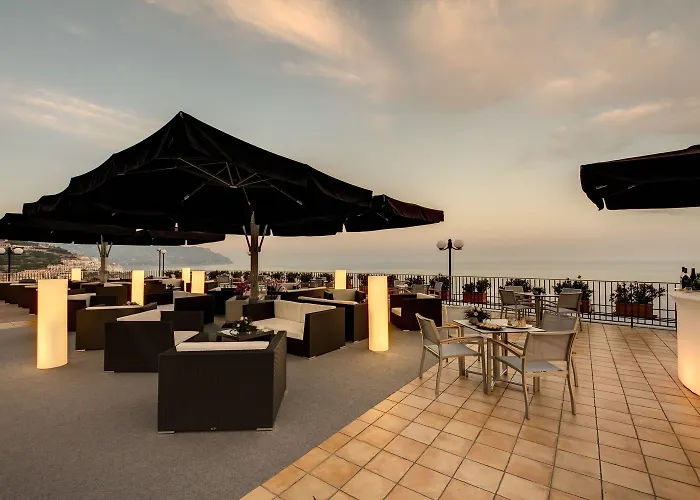 Miramalfi אמאלפי