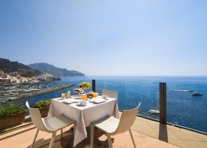 Miramalfi מלון 5*